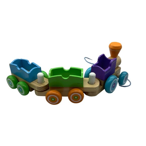 Melissa & Doug Wooden Rainbow 3 Linking Train Toy Age 18 Months+ Pull String - Picture 5 of 5